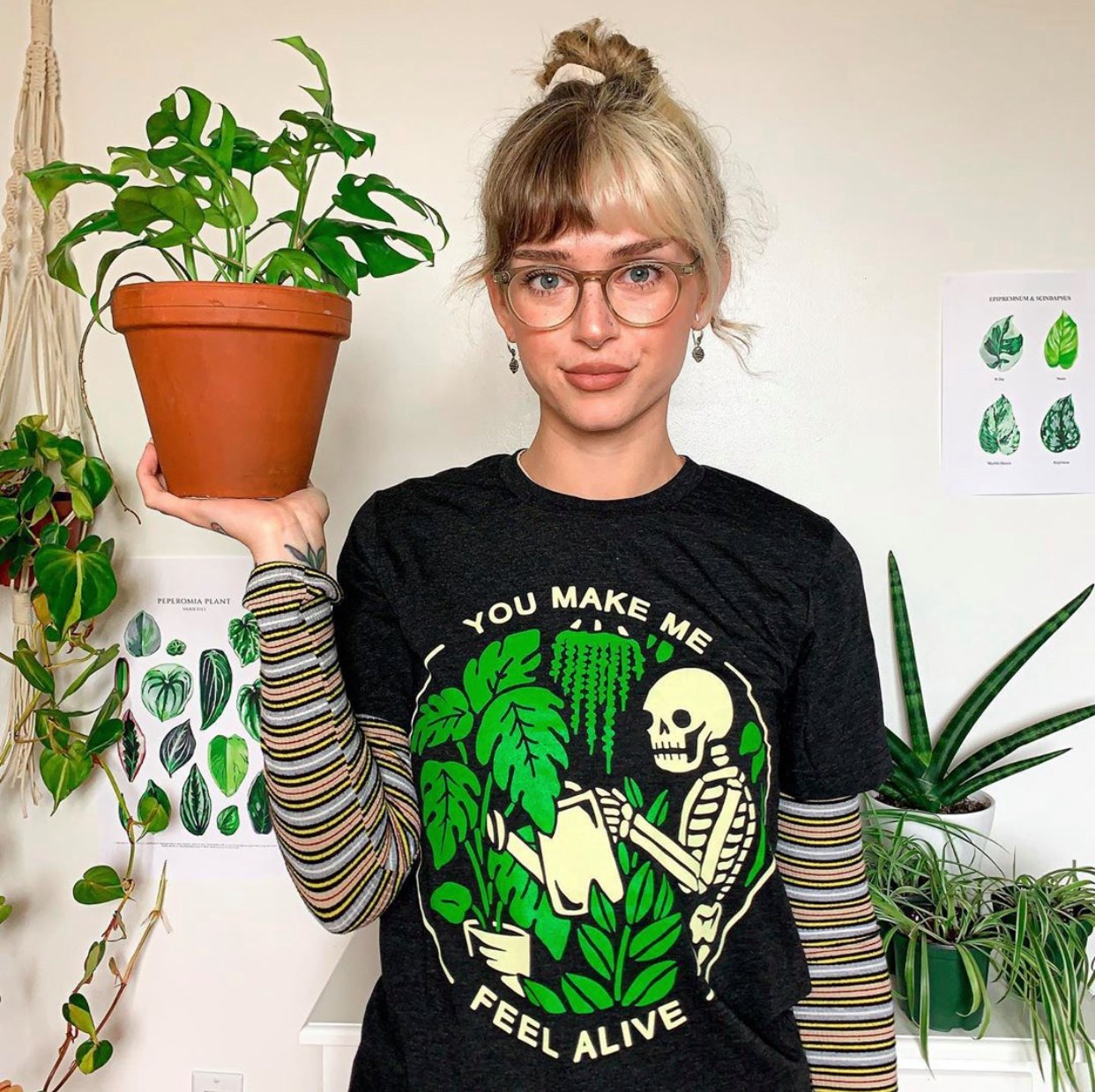 Plant Therapy Shirt Medium